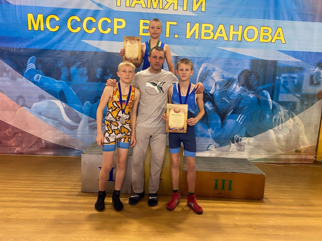 Открытый турнир Манского района по вольной борьбе среди юношей и девушек, памяти МС СССР В.Г.Иванова. .